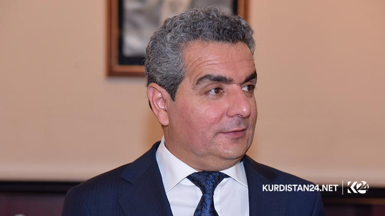 به‌ وێنه‌.. رێوڕه‌سمی ده‌ستبه‌كاربوونی پارێزگاری نوێی هه‌ولێر ببینه‌